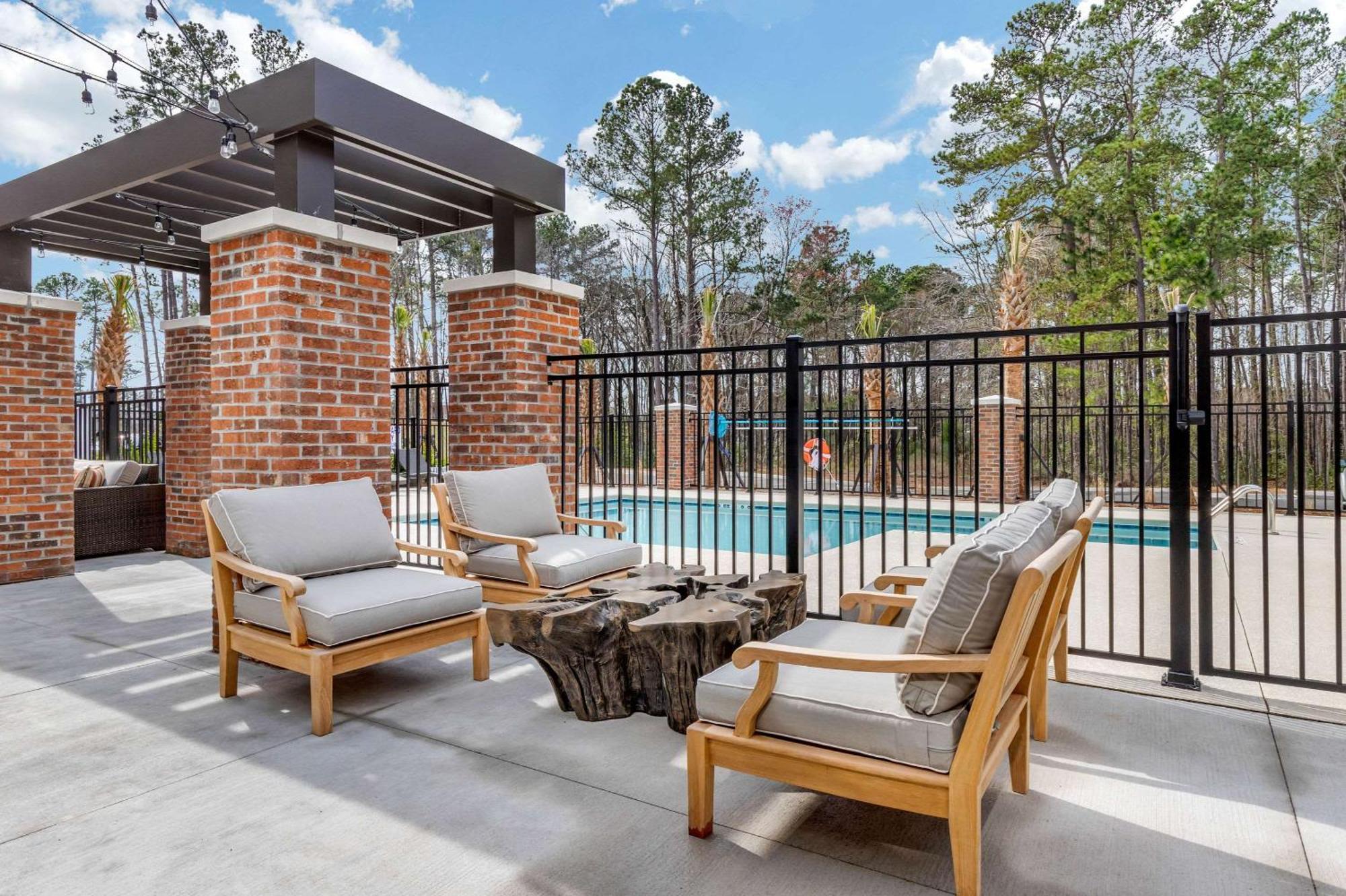 Cambria Hotel Summerville - Charleston エクステリア 写真